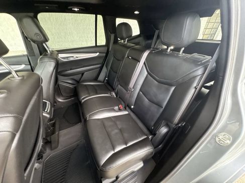 Certified 2024 Cadillac XT6 Luxury AWD/4WD image 25