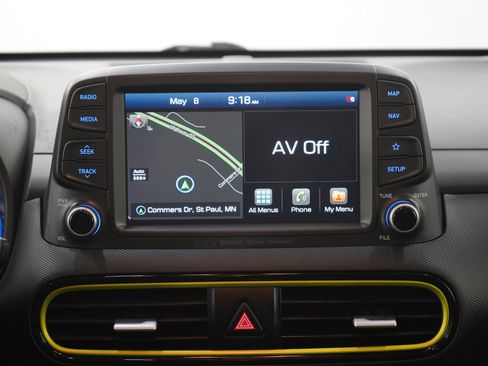 Used 2020 Hyundai Kona Ultimate w/ Cargo Package FWD image 17