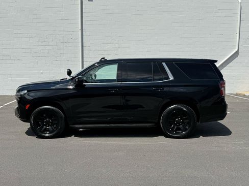 Used 2021 Chevrolet Tahoe 2WD w/ 1FL Safety Package image 6