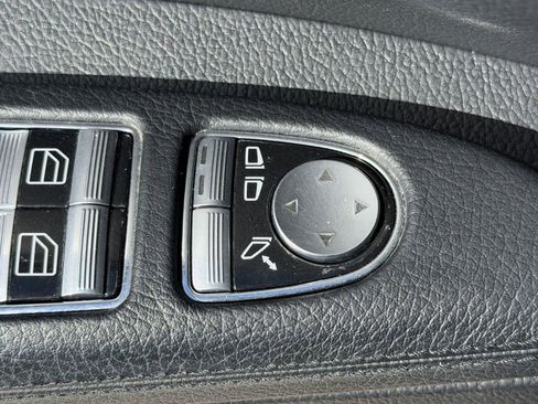 Used 2007 Mercedes-Benz S 550 image 13