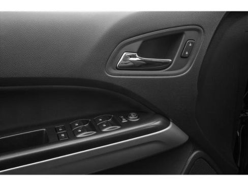 Used 2015 Chevrolet Colorado LT w/ Luxury Package RWD image 23