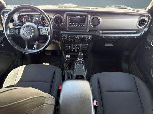 Used 2022 Jeep Wrangler Unlimited Sport AWD/4WD image 15