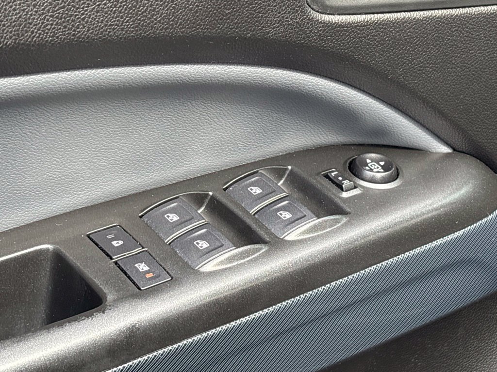 Used 2019 Chevrolet Colorado Z71 RWD image 12