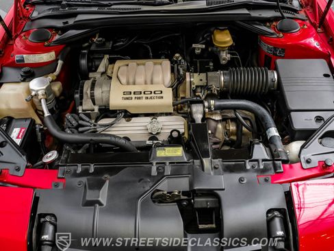 Used 1991 Buick Reatta Convertible image 3