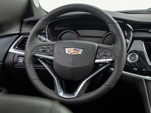 New 2025 Cadillac XT6 Premium Luxury image 10