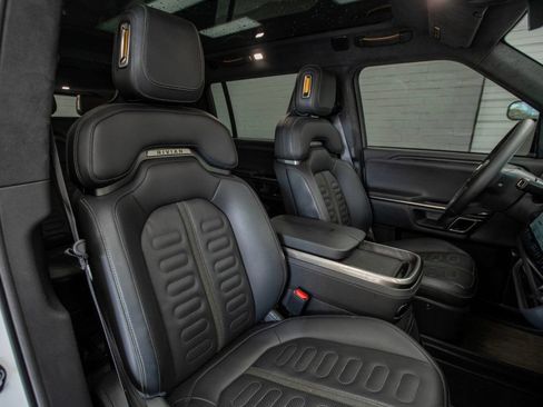 Used 2023 Rivian R1S Adventure AWD/4WD image 22