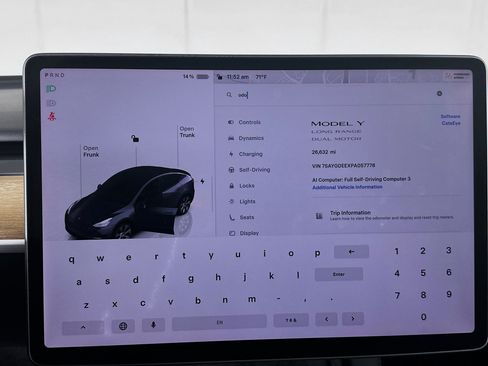 Used 2023 Tesla Model Y Long Range AWD/4WD image 17