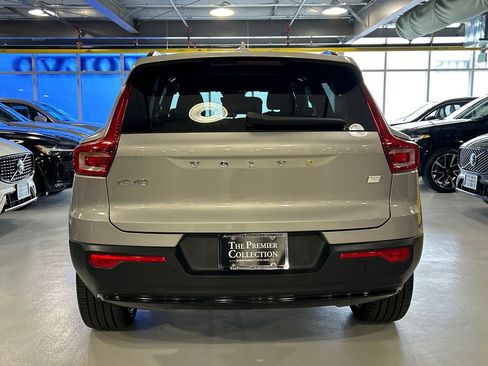 Certified 2023 Volvo XC40 Recharge Ultimate AWD/4WD image 3
