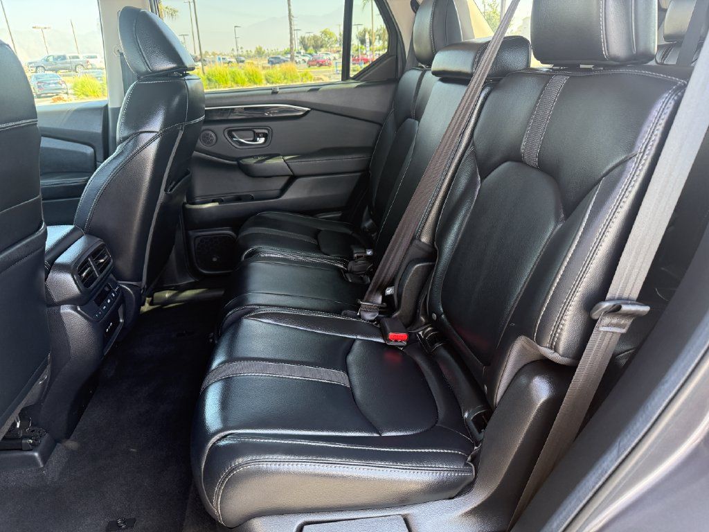 Certified 2025 Honda Pilot EX-L image 11