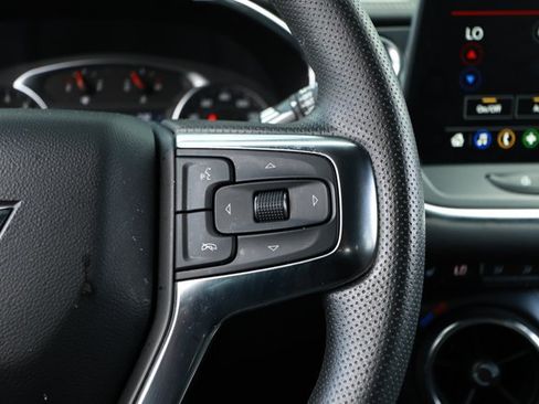 Used 2025 Chevrolet Blazer LT FWD image 14