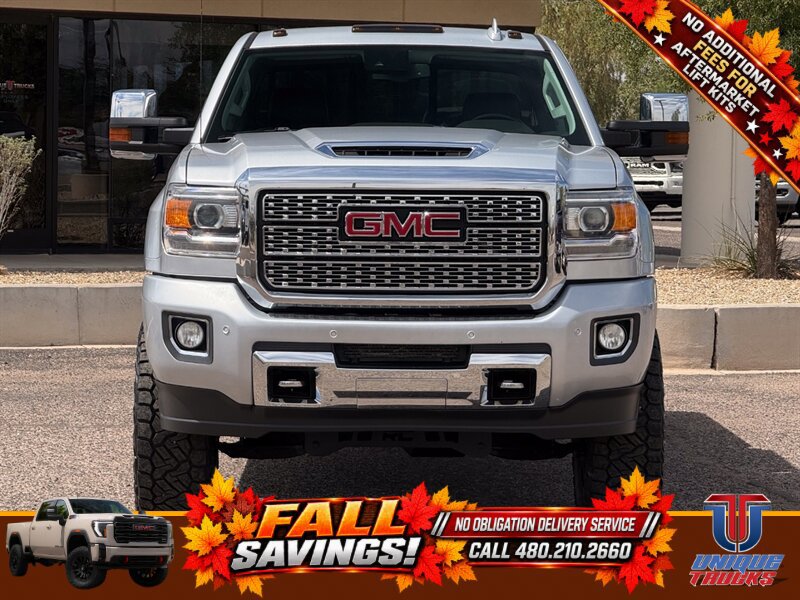 Used 2019 GMC Sierra 2500 Denali w/ Duramax Plus Package AWD/4WD image 2