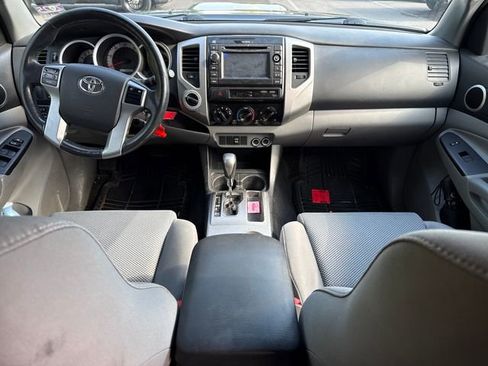 Used 2013 Toyota Tacoma 4x4 Double Cab w/ TRD Sport Pkg image 18