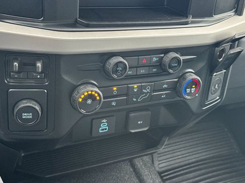 New 2025 Ford F550 2WD Regular Cab Super Duty image 19