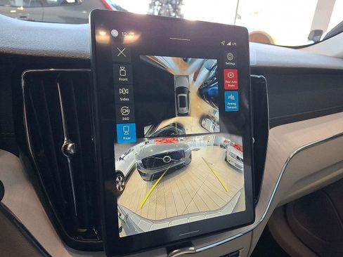 Certified 2026 Volvo XC60 T8 Ultra w/ Protection Package Premier image 16