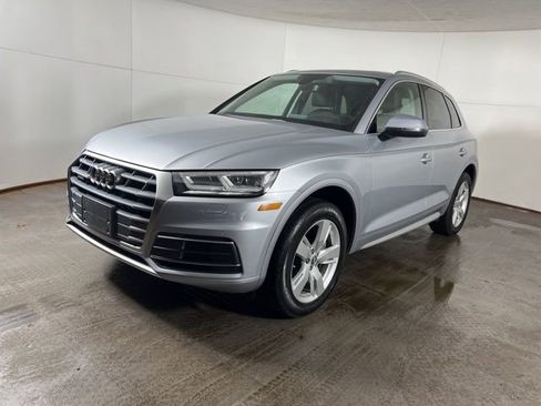 Used 2018 Audi Q5 2.0T Premium Plus w/ Premium Plus Package image 3