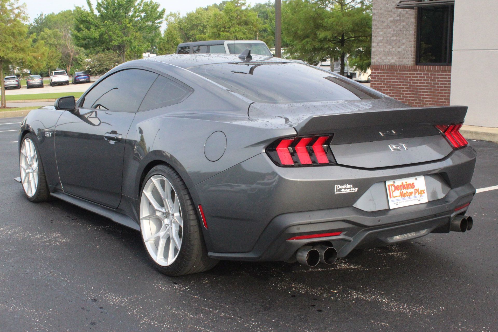Used 2024 Ford Mustang GT RWD image 8