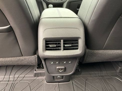 Certified 2021 Chevrolet Equinox Premier AWD/4WD image 34