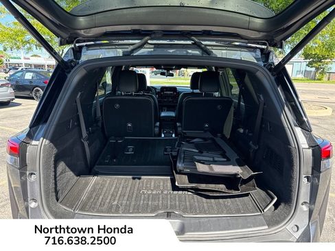 Used 2025 Nissan Pathfinder Rock Creek AWD/4WD image 18