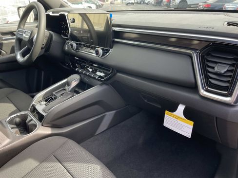 New 2026 GMC Canyon Elevation image 28