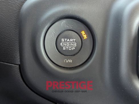 Used 2021 Jeep Gladiator Mojave image 32