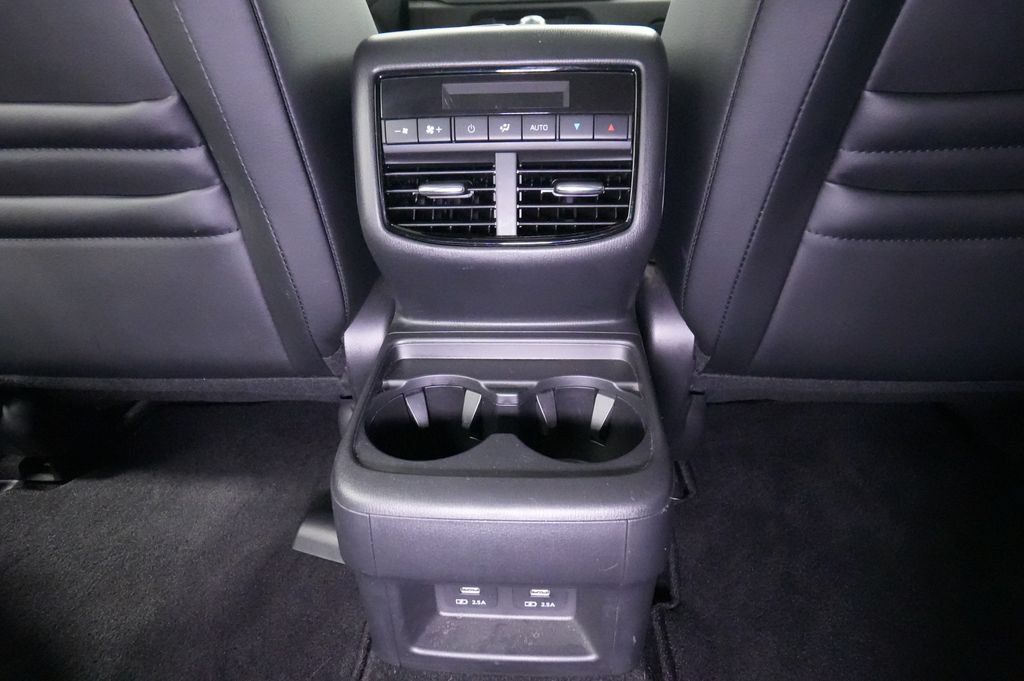 Used 2023 MAZDA CX-9 Touring AWD/4WD image 19