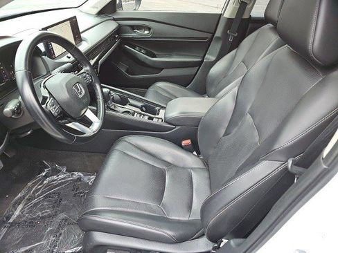 Used 2023 Honda Accord Touring image 20