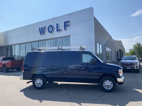 Used 2013 Ford E-350 and Econoline 350 Super Duty w/ Exterior Upgrade Pkg image 5