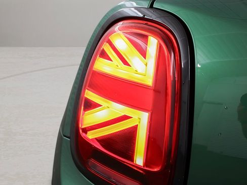 Used 2022 MINI Cooper SE image 46