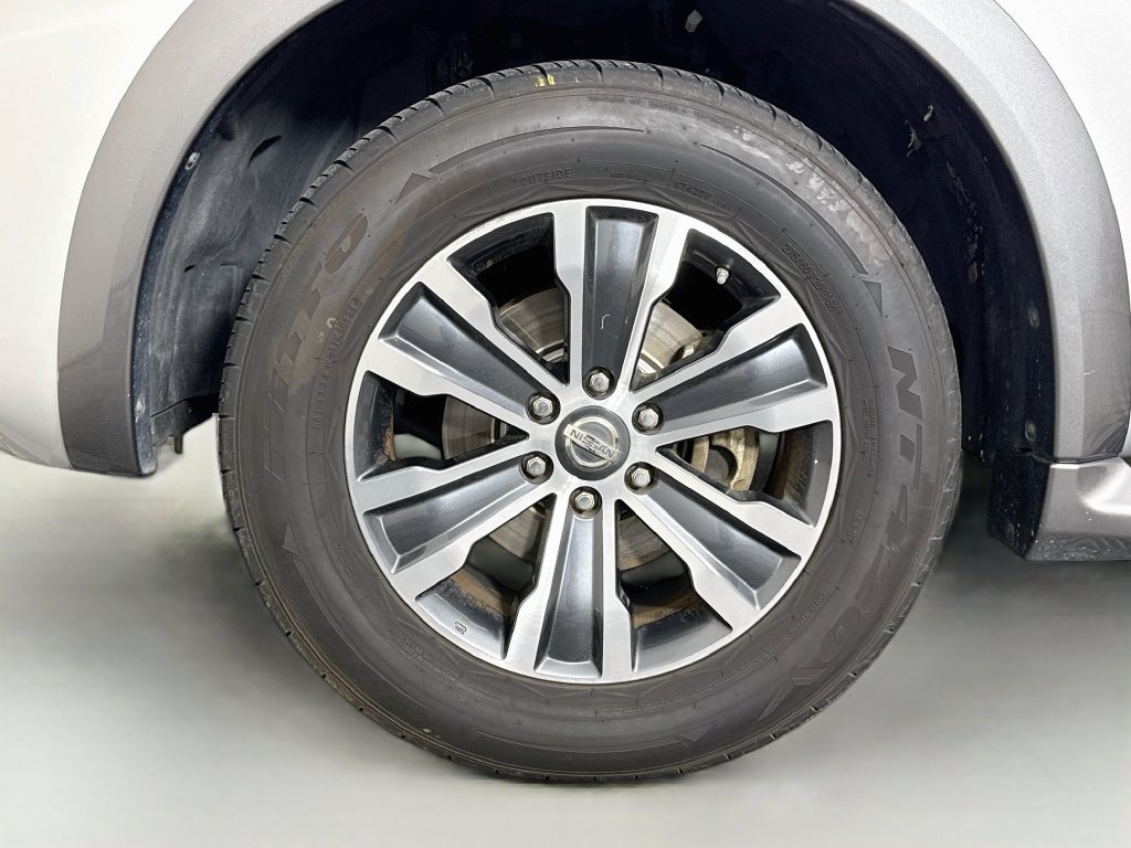 Used 2019 Nissan Armada SL w/ Premium Package RWD image 31