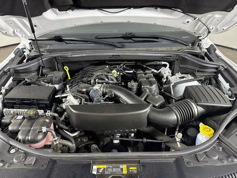 Used 2023 Dodge Durango SXT RWD image 30