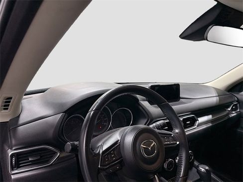 Used 2018 MAZDA CX-5 Sport image 8