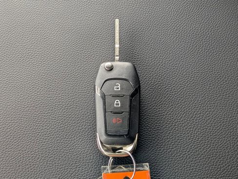 Used 2024 Ford F150 XLT image 32