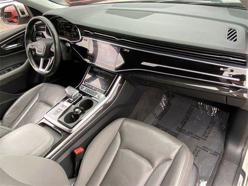 Used 2021 Audi Q8 Premium Plus w/ Premium Plus Package image 14