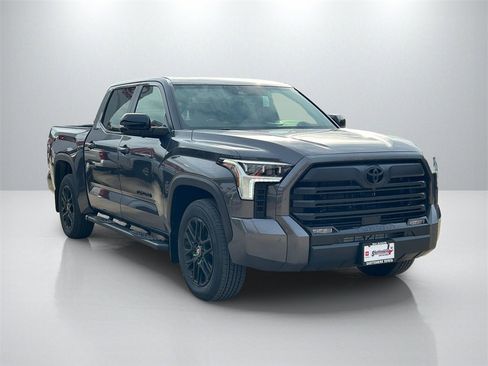 New 2026 Toyota Tundra Limited image 3