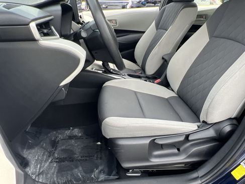 Used 2024 Toyota Corolla LE FWD image 12