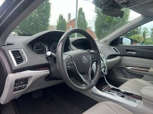 Used 2015 Acura TLX V6 w/ Technology Package FWD image 11