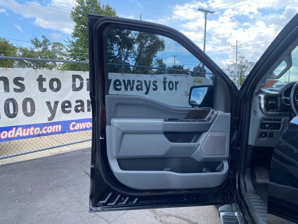 Used 2021 Ford F150 Lariat AWD/4WD image 12