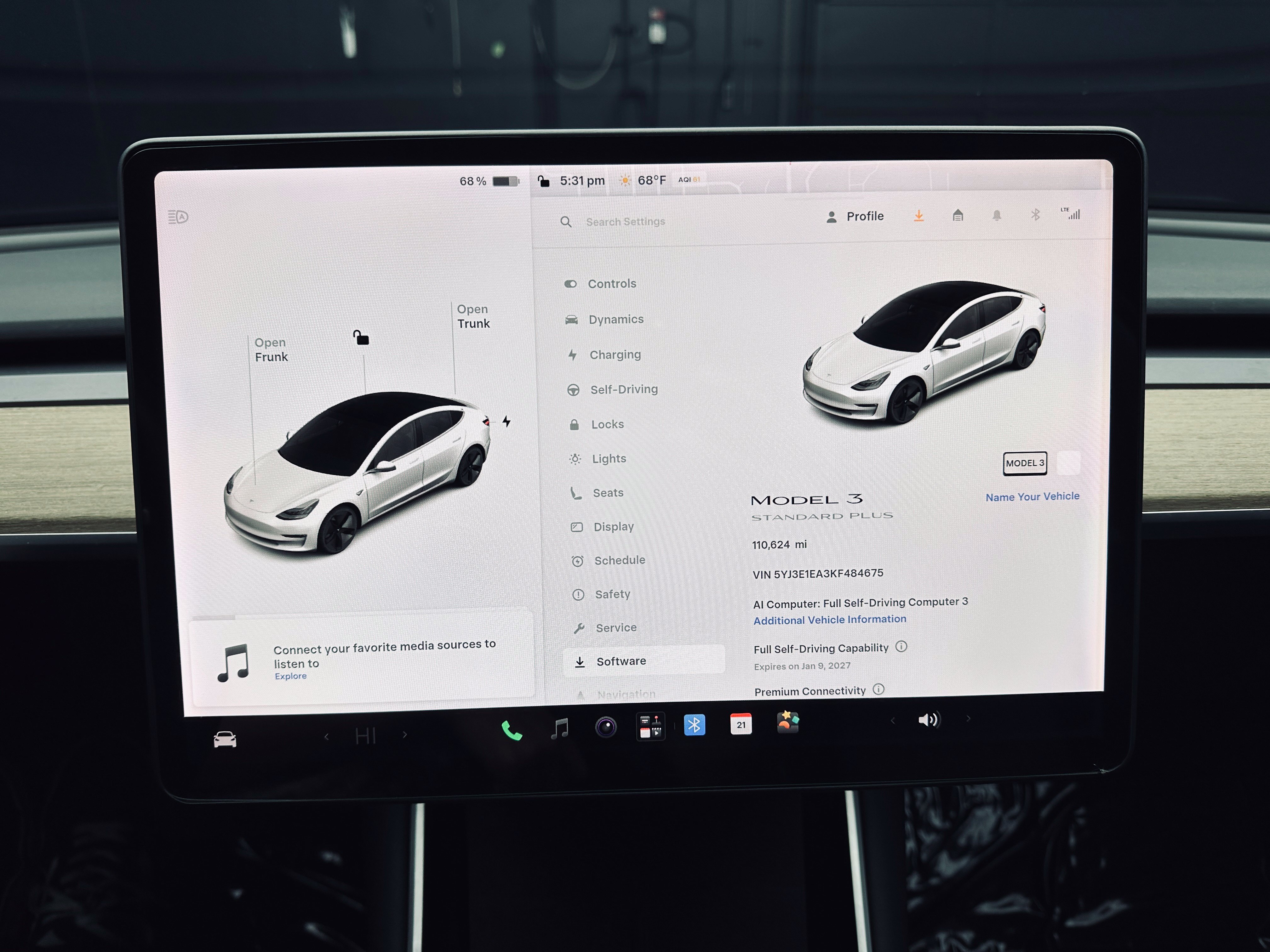 Used 2019 Tesla Model 3 Standard Range Plus RWD image 3