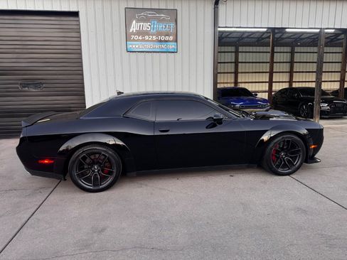 Used 2019 Dodge Challenger R/T Scat Pack w/ Widebody Package image 11