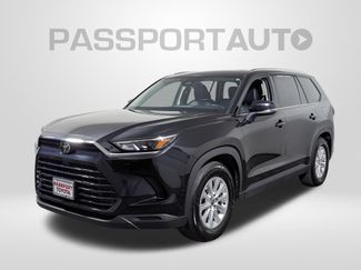 Used 2025 Toyota Grand Highlander AWD video 1