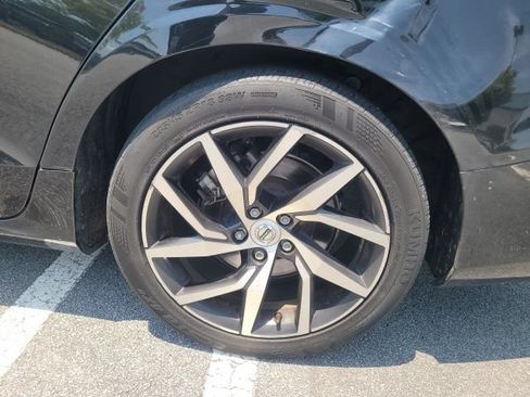 Used 2019 Volvo S60 T5 Momentum w/ Premium Package FWD image 13