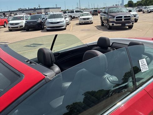 Used 2018 Buick Cascada Sport Touring w/ Dark Effects Package FWD image 11