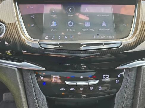 Used 2023 Cadillac XT6 Premium Luxury w/ Platinum Package AWD/4WD image 18
