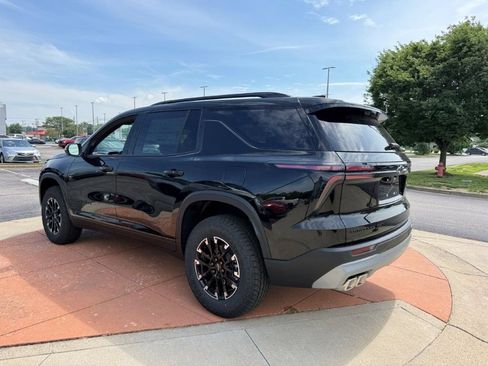 New 2026 Chevrolet Traverse Z71 w/ Driver Confidence Package AWD/4WD image 4
