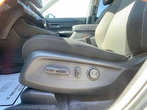 Used 2024 Honda CR-V EX image 13