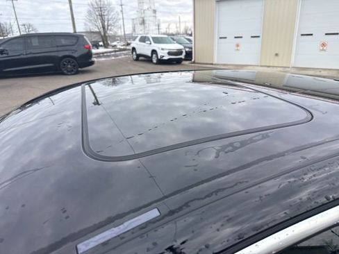 Used 2020 Mercedes-Benz C 300 4MATIC Sedan image 9