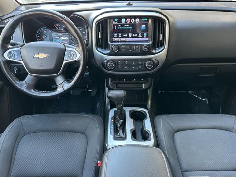 Certified 2017 Chevrolet Colorado LT w/ LT Convenience Package image 16