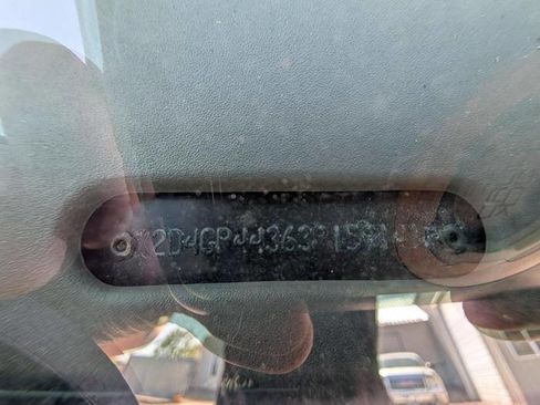 Used 2003 Dodge Grand Caravan Sport FWD image 39
