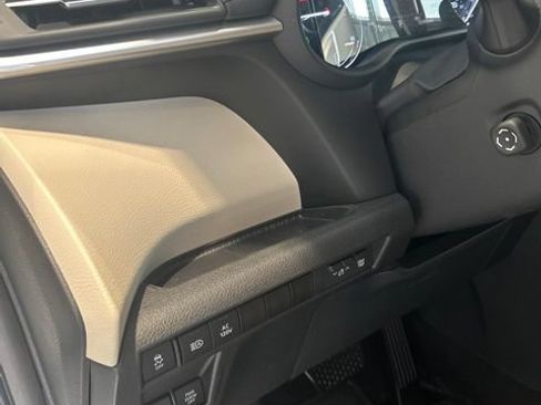 Certified 2024 Toyota Sienna Limited AWD/4WD image 8