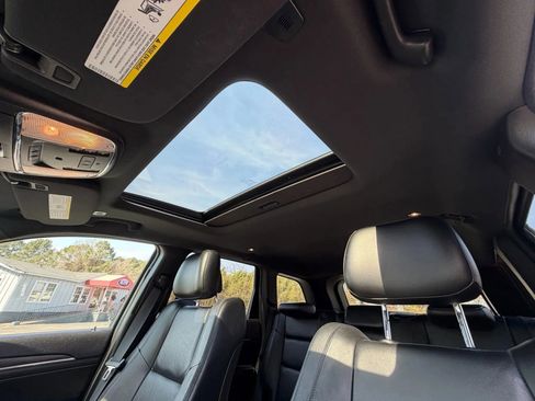 Used 2019 Jeep Grand Cherokee Limited image 28